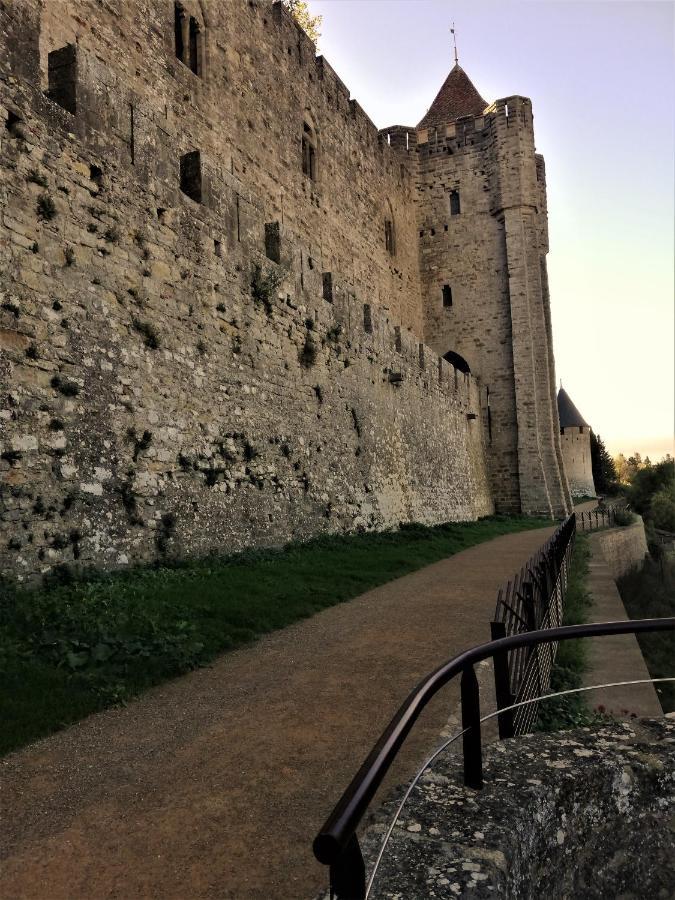Appartement Sous Les Remparts Carcassonne Eksteriør billede